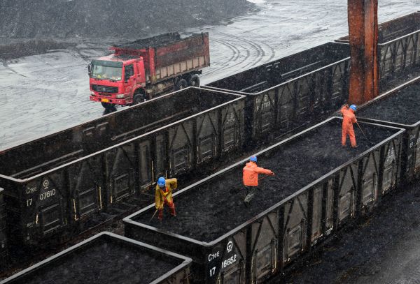 LOL比赛赌注平台:极端干旱下莱茵河面临断航煤炭石油航运受阻将加剧能源危机