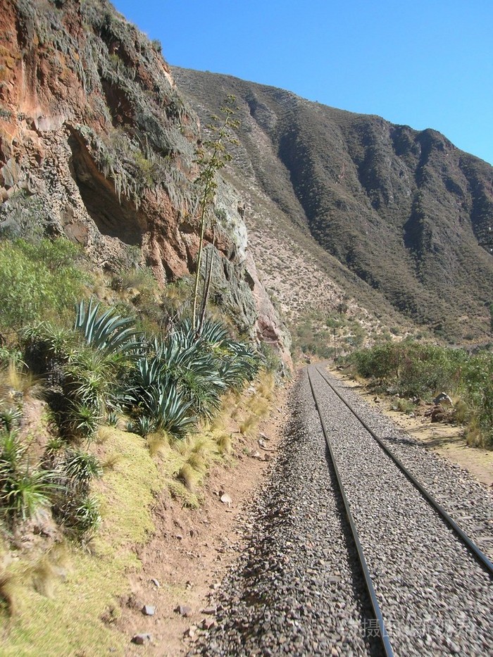 预计只有这个国家LOL比赛赌注平台会建设一条5000公里的超长铁路。秘鲁称其为“天作之合”